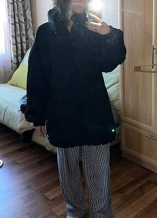 Черный пуховик pull &amp; bear оверсайз с капюшоном, m
