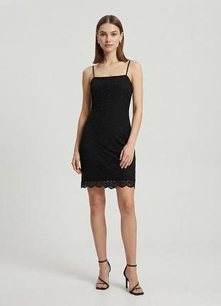 Элегантное черное кружевное платье-комбинация от zara