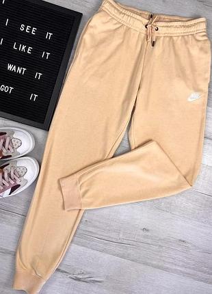 Спортивные штаны nike