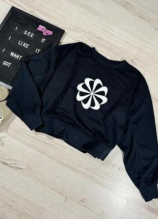 Світшот з принтом nike