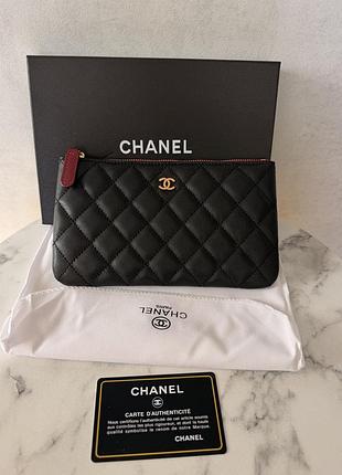 Косметичка chanel чорна шкіряна 20/12 см
