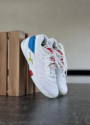 Кросівки mizuno