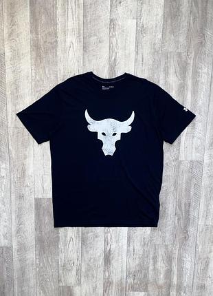 Футболка від under armour