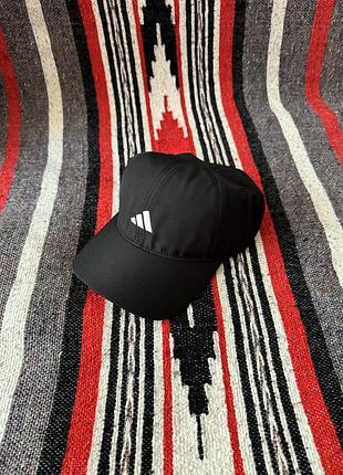 Кепка спортивна adidas