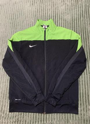 Nike dri-fit спортивна вітровка