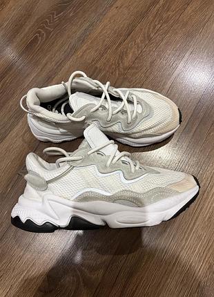 Кроссовки adidas
