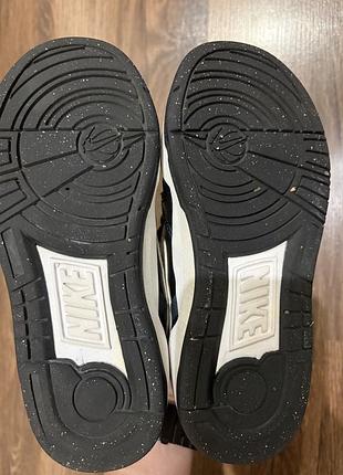 Кроссовки nike 4