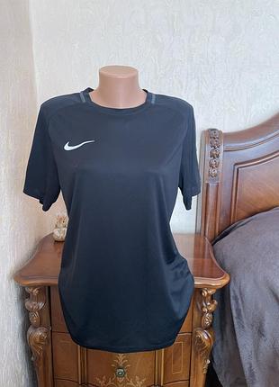 Футболка чоловіча nike з німеччини