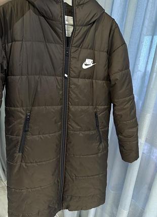 Зимова куртка, пуховик nike 4