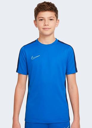 Синяя футболка nike kids’ dri-fit academy 23 на мальчика 13-15 лет
