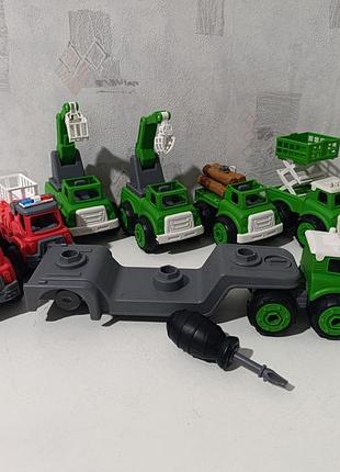 Набор конструктор транспорт: трейлер + 6 спецмашин с отверткой (бу, под ремонт, восстановление или на запчасти)