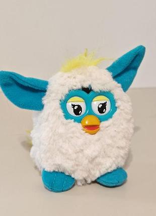 Мягкая игрушка ферби (furby) из серии mcdonald's happy meal 2013 от hasbro