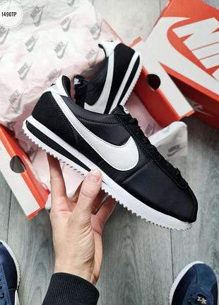 Nike cortez black/white