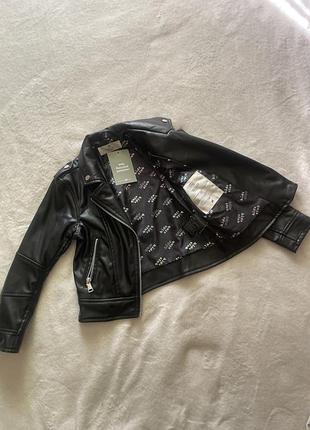Куртка косуха для дівчинки h&m чорна 6/7 y (122 см)