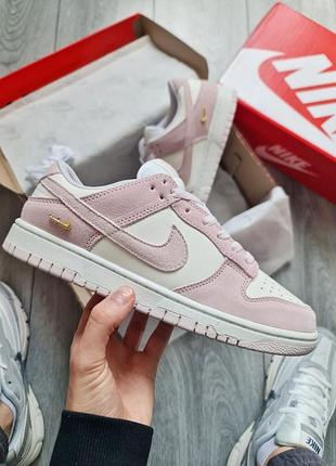 Nike dunk low pink metallic gold