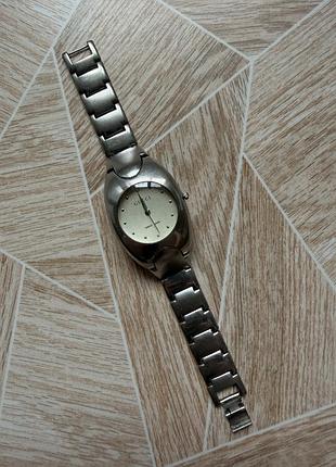 Часы rare vintage gucci bubble style quartz watch swiss made silver bracelet unisex