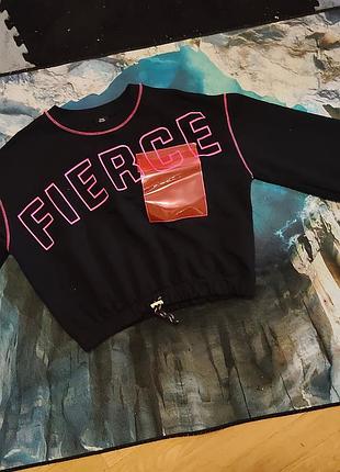 Жіночий укорочений світшот чорний з написом fierce