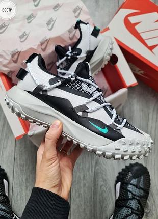 Nike acg mountain fly low gtx se gore-tex white/black