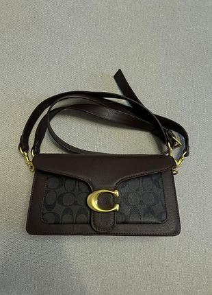Сумка для жінок coach tabby shoulder bag 26 коричнева
