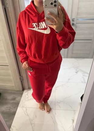 Жіночий спортивний костюм nike червоний розмір s-m