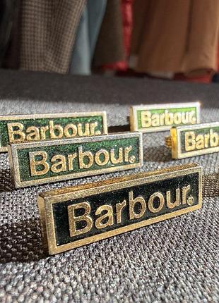 Значок пін металевий оригінальний barbour pin badge