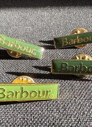 Пін значок металевий оригінальний barbour pin badge