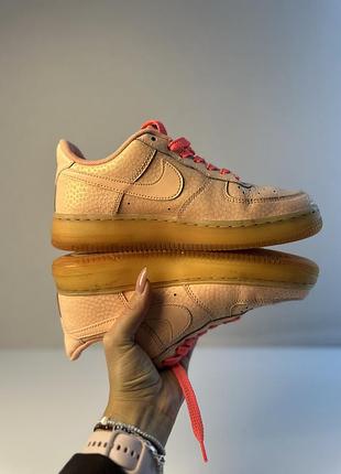 Жіночі кросівки nike eur 38