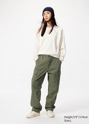 Широкие прямые брюки карго uniqlo
