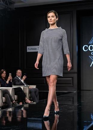 Платье  в прямом крое👗  boden