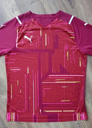 Брендова футболка puma.