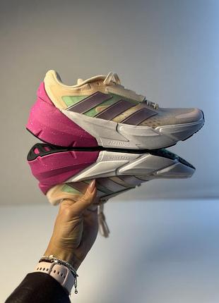 Кросівки unisex adidas eur 42