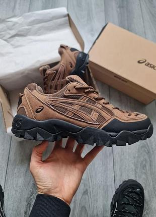 Asics gel-pickax brown