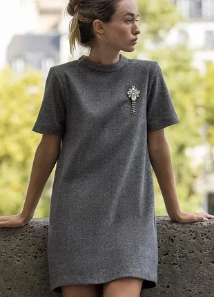 Сукня-светр zara з брошкою, що знімається р.l