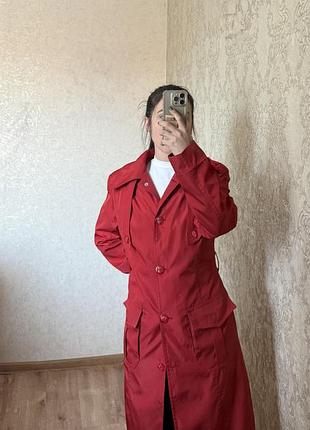 Тренч червоний