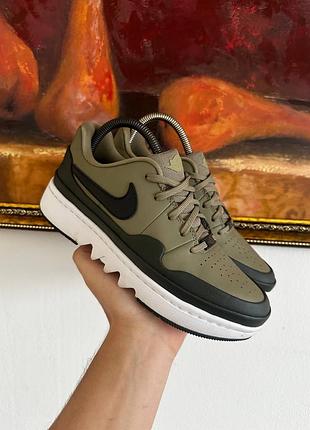 Кожаные кроссовки nike jordan оригинал размер 37