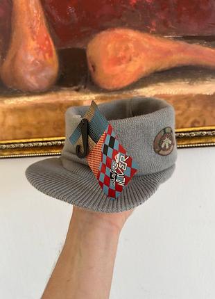 Серая акриловая шапка quiksilver оригинал
