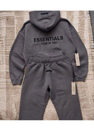 Спортивный костюм essentials