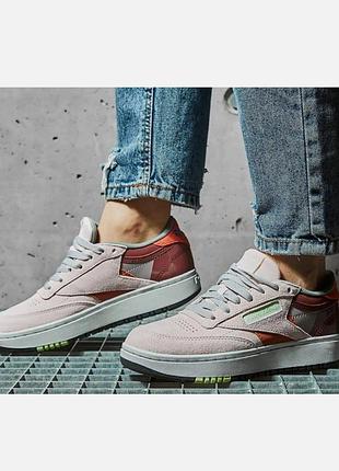 Кросівки жіночі reebok