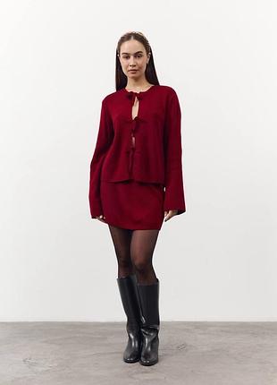 Трендовый вязаный костюм кардиган и юбка шерсть