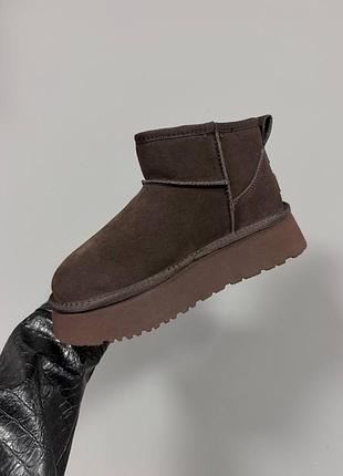 Ugg ultra mini platform
dark cacao suede 🤎 4
