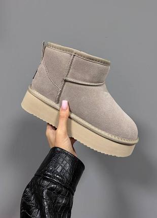 Ugg ultra mini platform
latte suede 💛