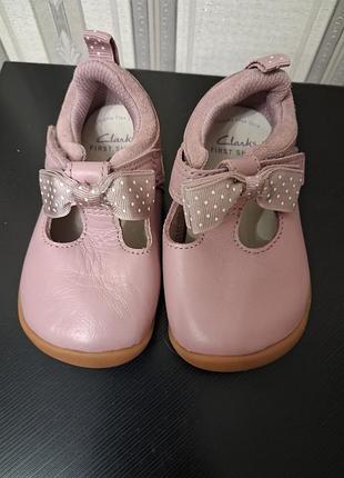 Туфлі для дівчинки clarks cove bow рожеві, розмір 20
