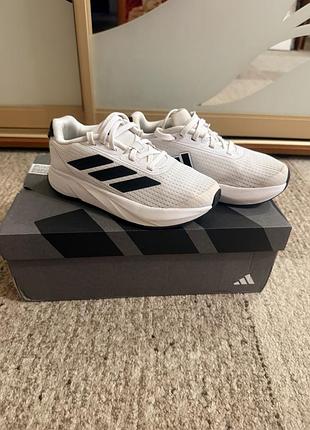 Кросівки adidas 32р