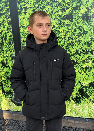 Куртка для хлопчиків nike зимова чорна ,розміри 146 152 158 164 170