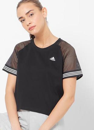 Укорочена футболка з круглим вирізом і сітчастими рукавами adidas