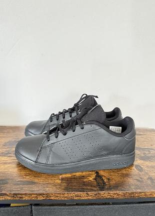 Кросівки adidas, розмір 36,5 устілка 23 см 👟