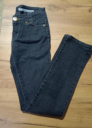 Темно-серые джинсы скинни dkny jeans (оригинал), размер 26 (s) в идеале.