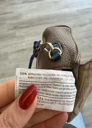 Бежева сумка кросбоді 8