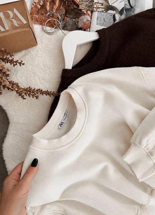 Молочний, вкорочений світшот zara🤍