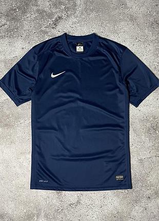 Чоловіча спортивна футболка nike dri-fit оригінал